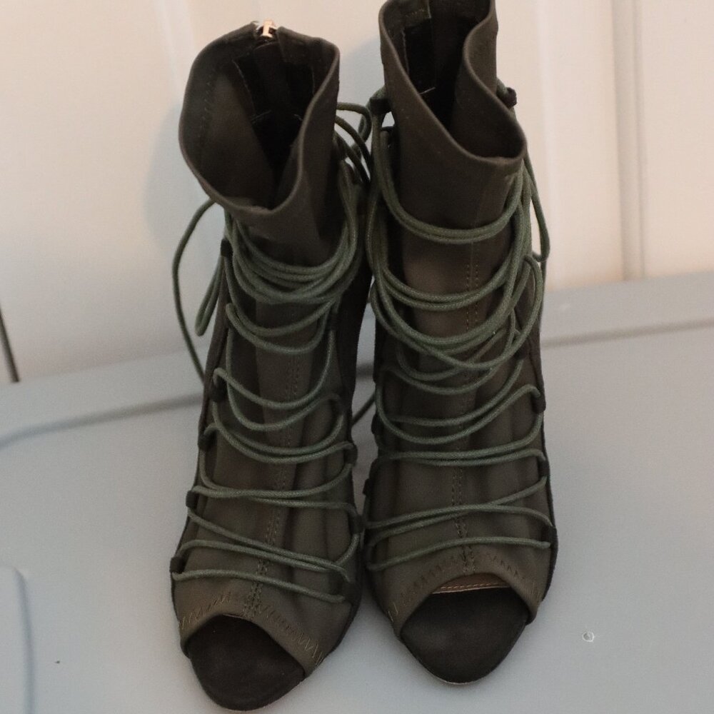 Simmi London Olive Green Suede Lace-up Peep-toe Stiletto Boots Size 9